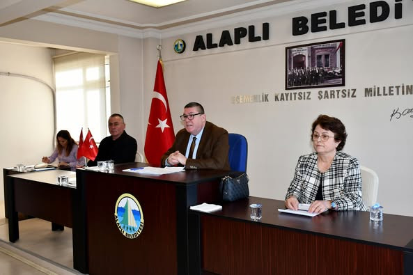 ALAPLI BELEDİYESİ YENİ YILIN İLK MECLİS TOPLANTISINI GERÇEKLEŞTİRDİ.