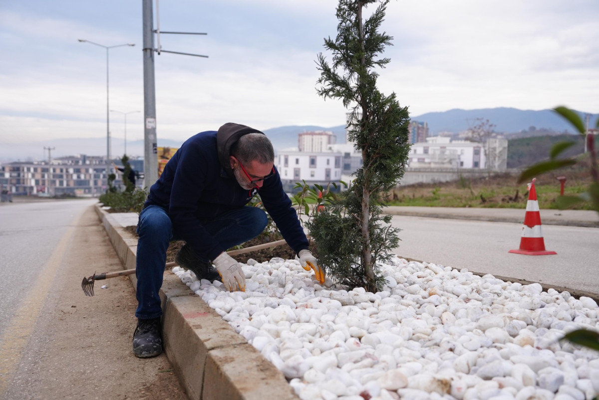 DÜZCE ÜNİVERSİTESİ’NİN YOLU GÜZELLEŞTİ