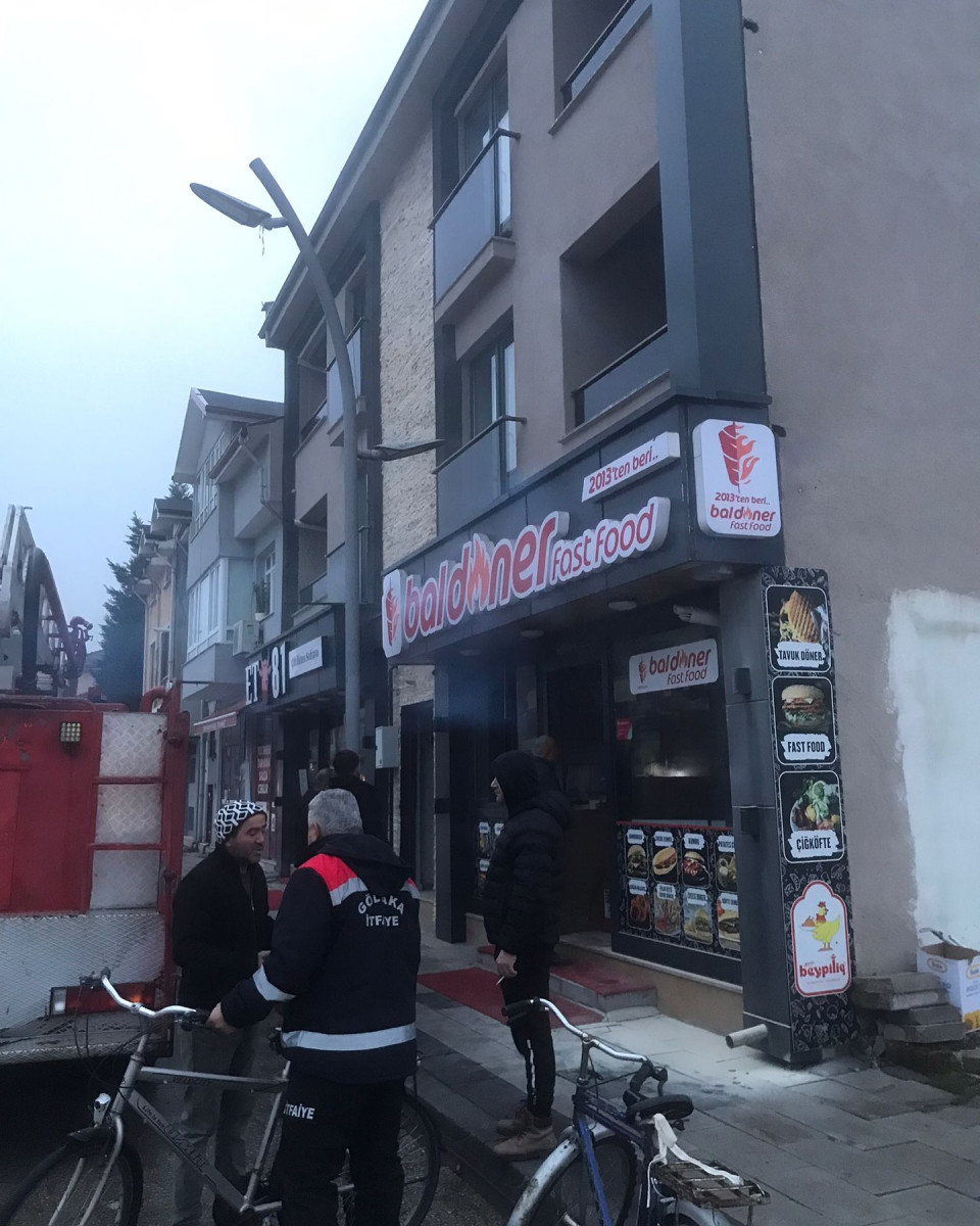 Gölyaka’da Fast Food Dükkanında Yangın