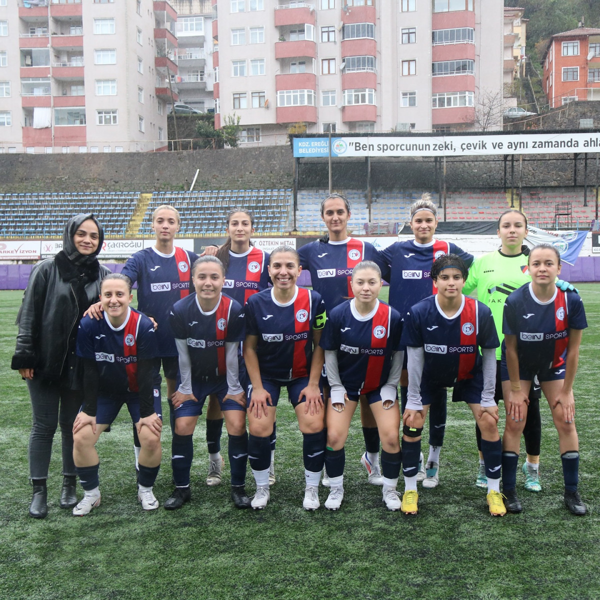 KADIN FUTBOLCULARIMIZ BU HAFTAYI BAY GEÇİYOR