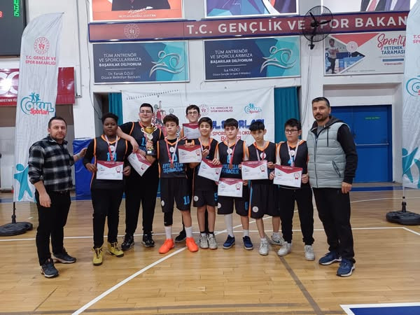 Yıldız Basketbolda Birinci Belli Oldu